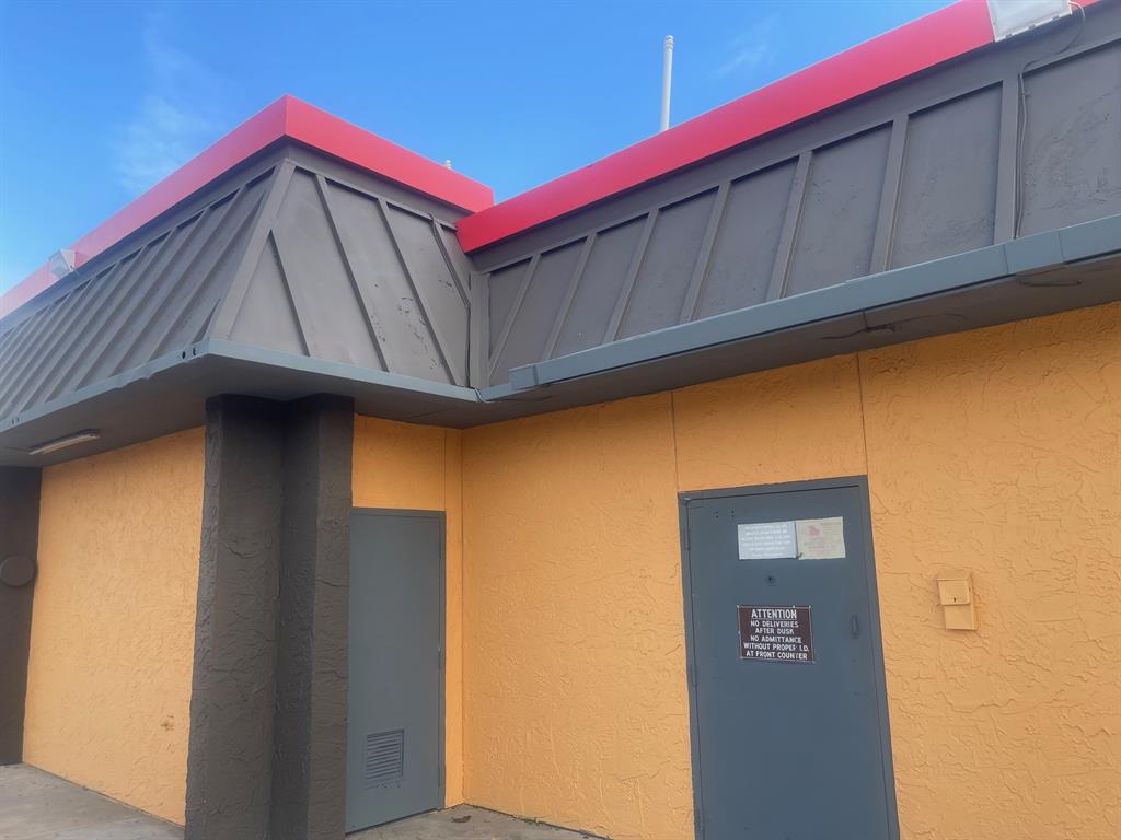 Hallbrook Add - Commercial Lease