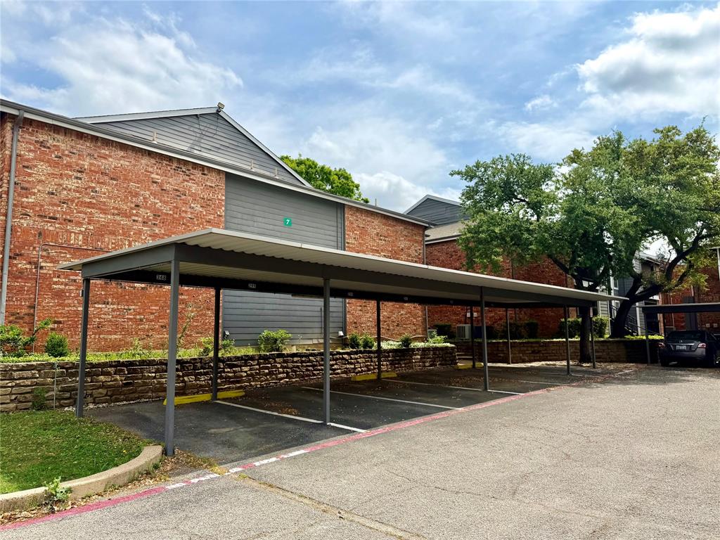 Cimarron Court Condo Ph 1 - Residential