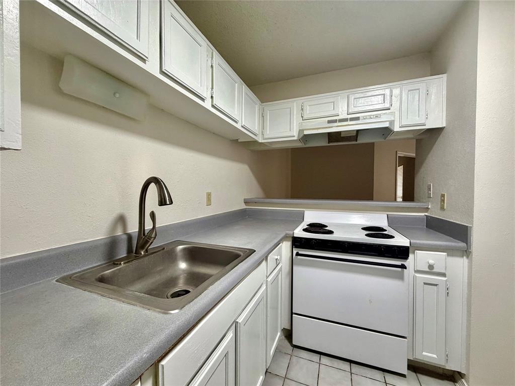 Cimarron Court Condo Ph 1 - Residential