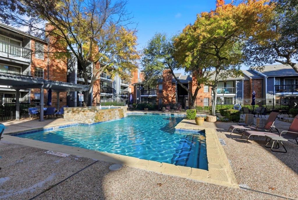 Cimarron Court Condo Ph 1 - Residential