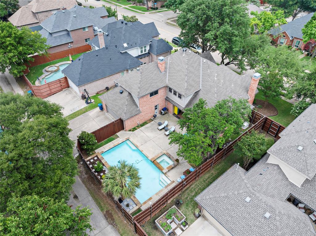 910 E Bethel School Road