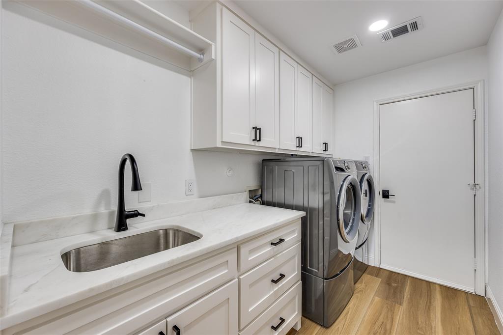 PRESIDENTS POINT PHASE ONE - Residential