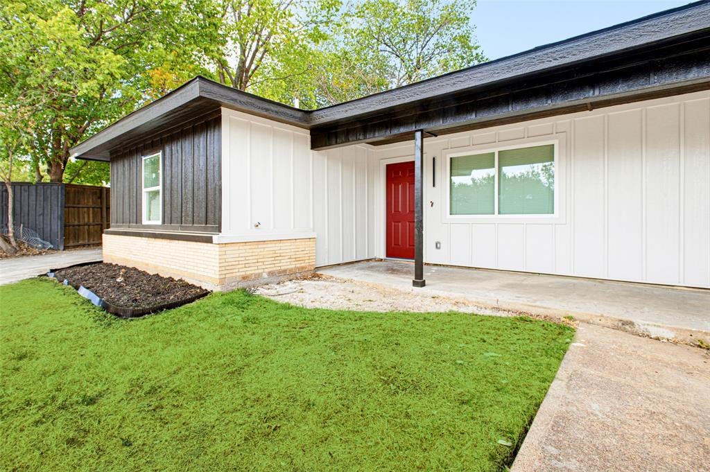 418 Dawson Circle