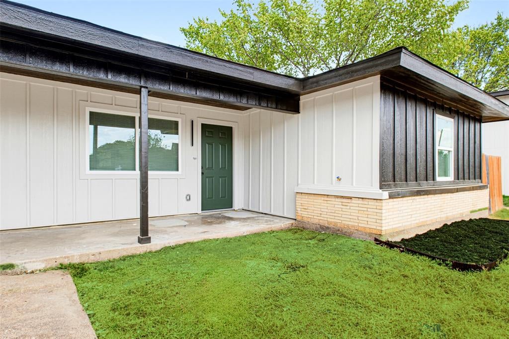 418 Dawson Circle