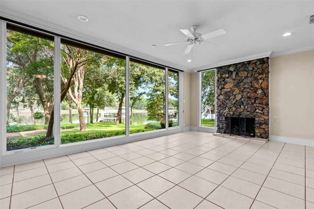 Red Sail - Residential