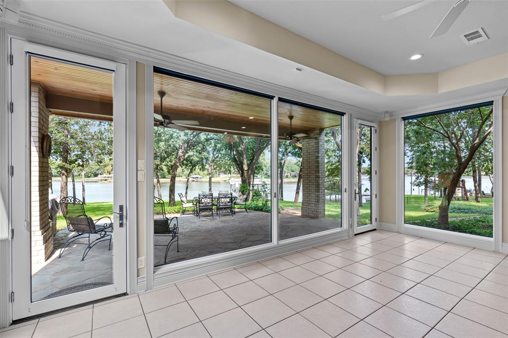 Red Sail - Residential