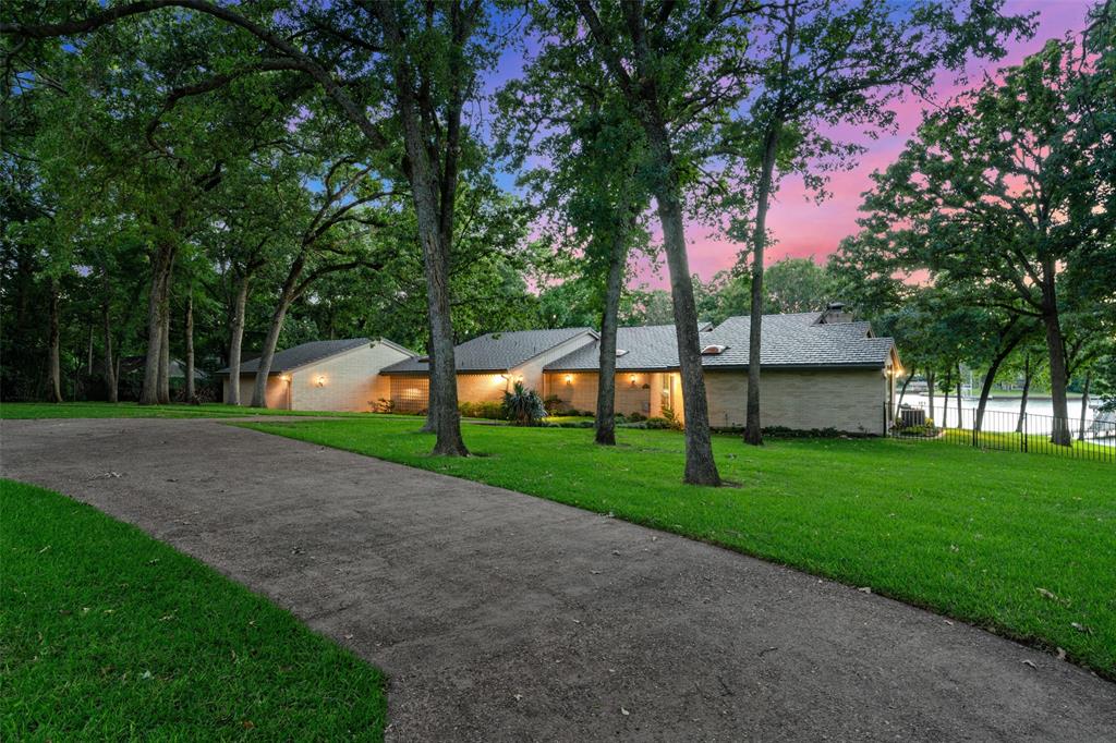 Red Sail - Residential