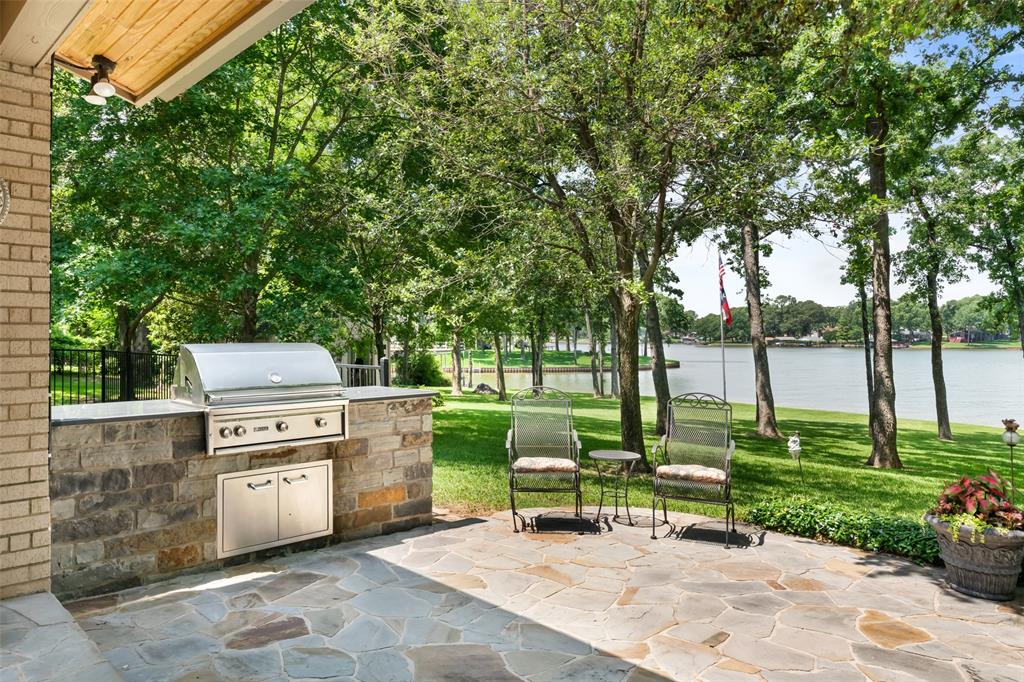 Red Sail - Residential