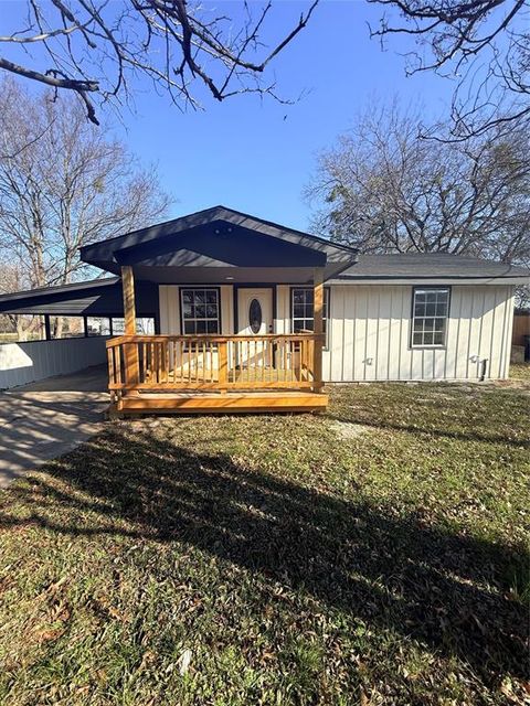 107 Gunter Street Wills Point TX 75169