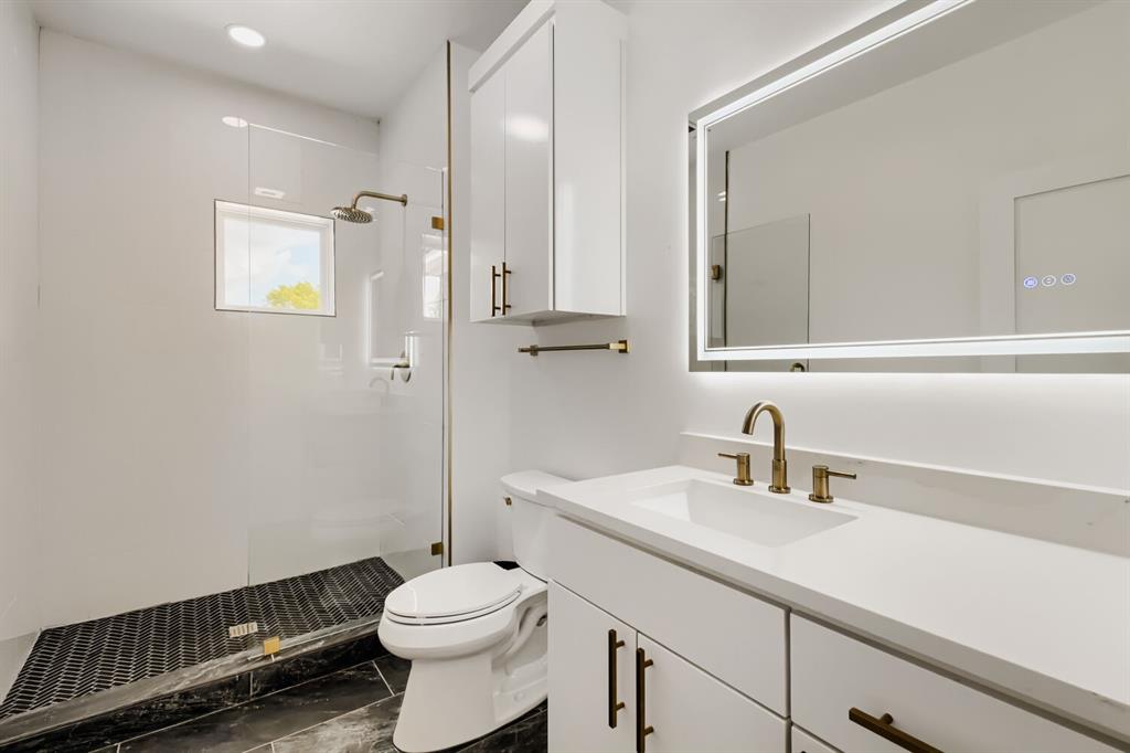Ravinia Heights - Residential