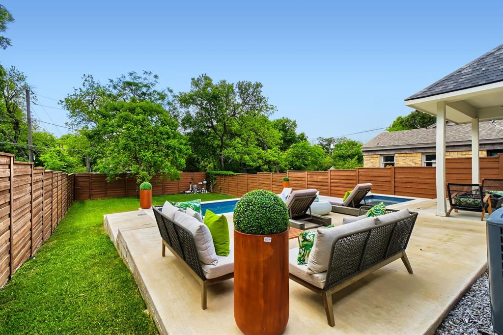 Ravinia Heights - Residential