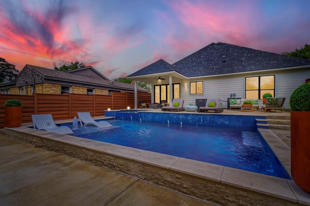 Ravinia Heights - Residential