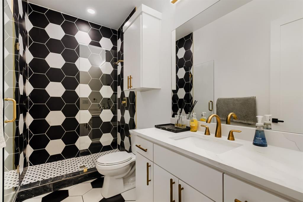 Ravinia Heights - Residential