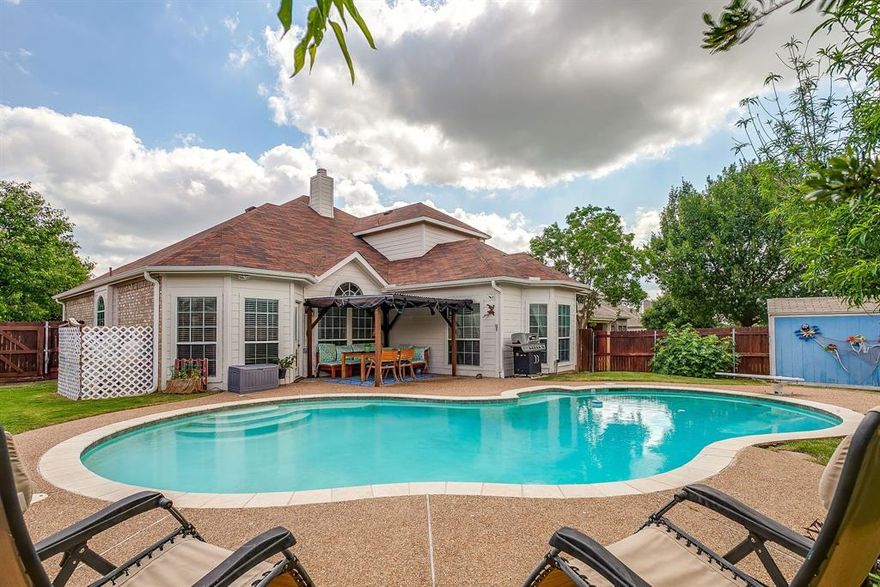 Beautifully maintained and designed for entertaining, this spacious 5 bedroom, Fort Worth home offers an open-concept layout, multiple living areas, and a backyard with a sparkling pool and outdoor living space in Southwest Fort Worth. This home is convenient to everywhere with its proximity to the CTP plus plenty of dining and shopping options nearby with a new Target under construction and a rumored HEB! This home is ready to be yours. From the moment you walk in you are greeted with an elegant dining room and drawn into the high ceilings of the living room with an open concept kitchen and eating room. The primary bedroom and bath are large and you will have a SECOND bedroom and FULL bath downstairs. Another living room, three bedrooms and FULL bath are located upstairs. The backyard is just the right size and has a newly installed covered and screened patio area. The wood bench seating comes with the house! Charm. Functionality. Location. Pool. Come see this home and see what words come to your mind!