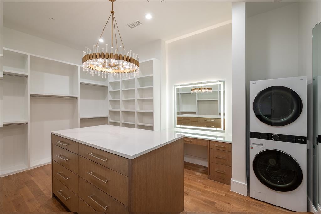 JACKSON HEIGHTS 4 - Residential