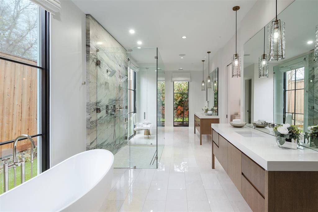 JACKSON HEIGHTS 4 - Residential