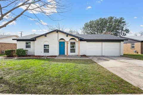 5832 Rosalyn Drive Watauga TX 76148