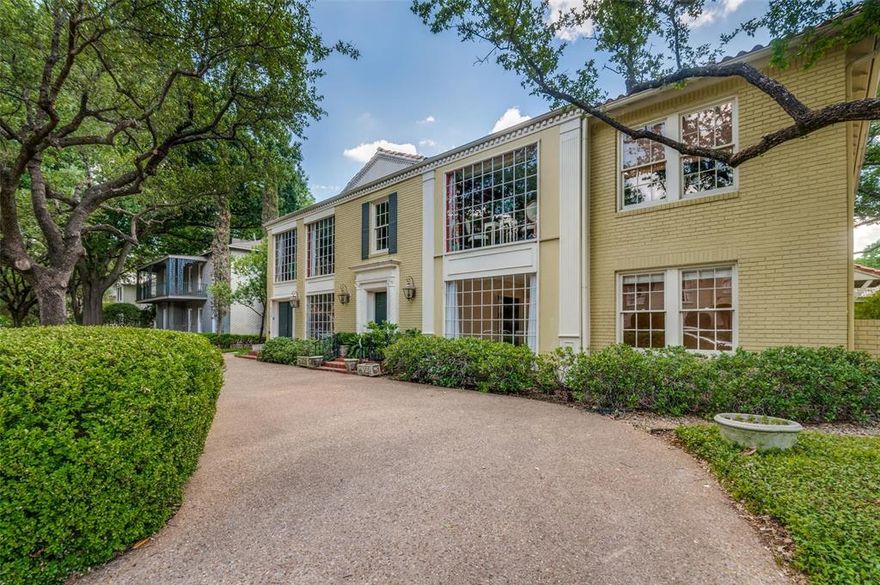 4541 Westway Avenue in prestigious Highland Park ISD is a full-duplex on a 80’ X 121’ lot offering 5,455 sqft of interior living space. This property provides an excellent and immediate source of stable rental income or the perfect canvas to create your dream home. A circle driveway flanked by mature hardwood trees and boxwood hedges offers convenient parking. Each unit features hardwood floors, spacious bedrooms with en-suite baths, walk-in closets, study, sunroom, living rooms with vintage marble mantles and working fireplaces. A formal dining room and adjoining cozy breakfast rooms with floor-to-ceiling windows are adjacent to each kitchen with gas ranges and laundry rooms. The downstairs unit has a large powder room, while the upstairs unit features an inviting staircase with wrought-iron banister and exterior private balcony. An oversized backyard leads to a detached garage with four parking spaces and a 14' x 12' flexible storage area.