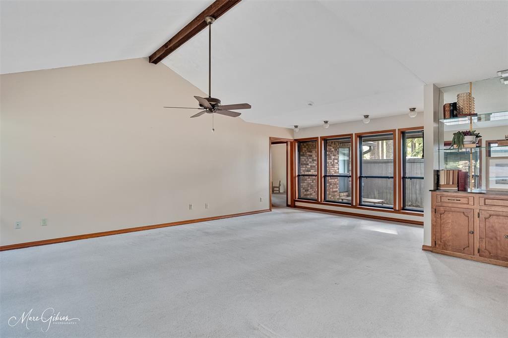 222 Country Lane
