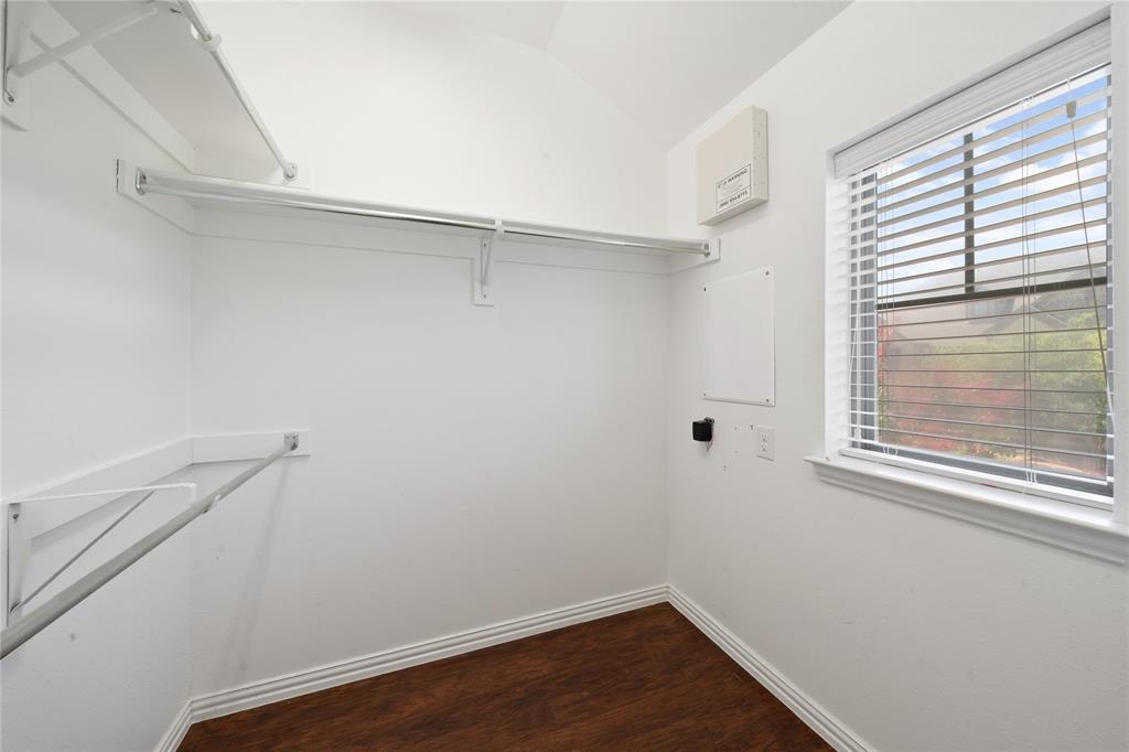 Viridian Village 1e-2 - Residential Lease