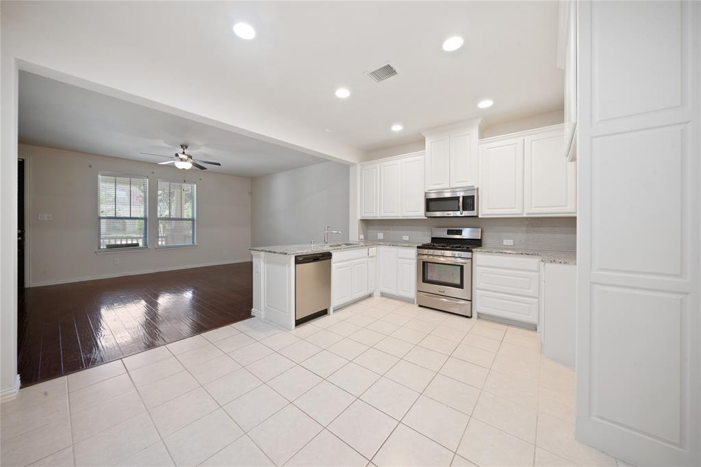 Viridian Village 1e-2 - Residential Lease