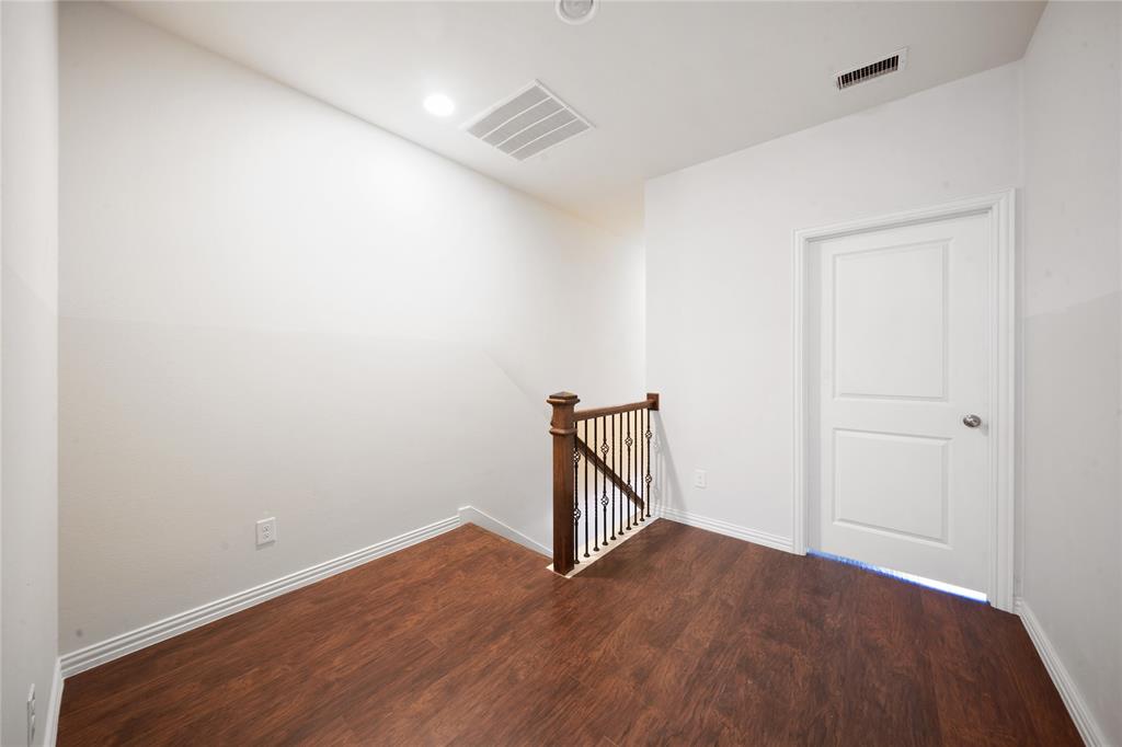 Viridian Village 1e-2 - Residential Lease