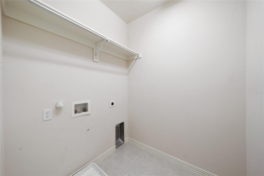 Viridian Village 1e-2 - Residential Lease