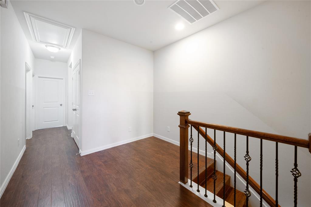 Viridian Village 1e-2 - Residential Lease