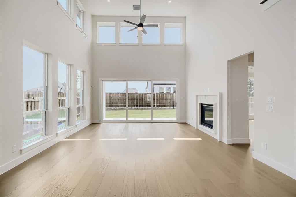 950 Heatherbrook Drive