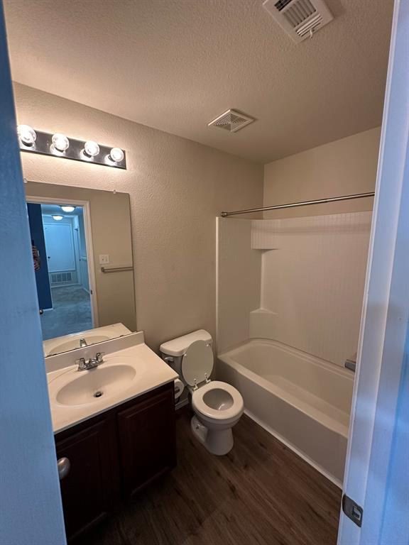 Heartland Tr A Ph 3a - Residential Lease