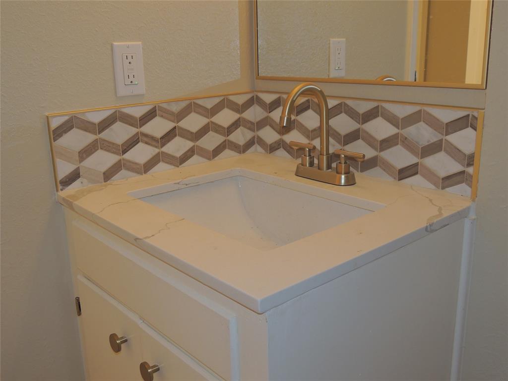 La Tierra Sub - Residential