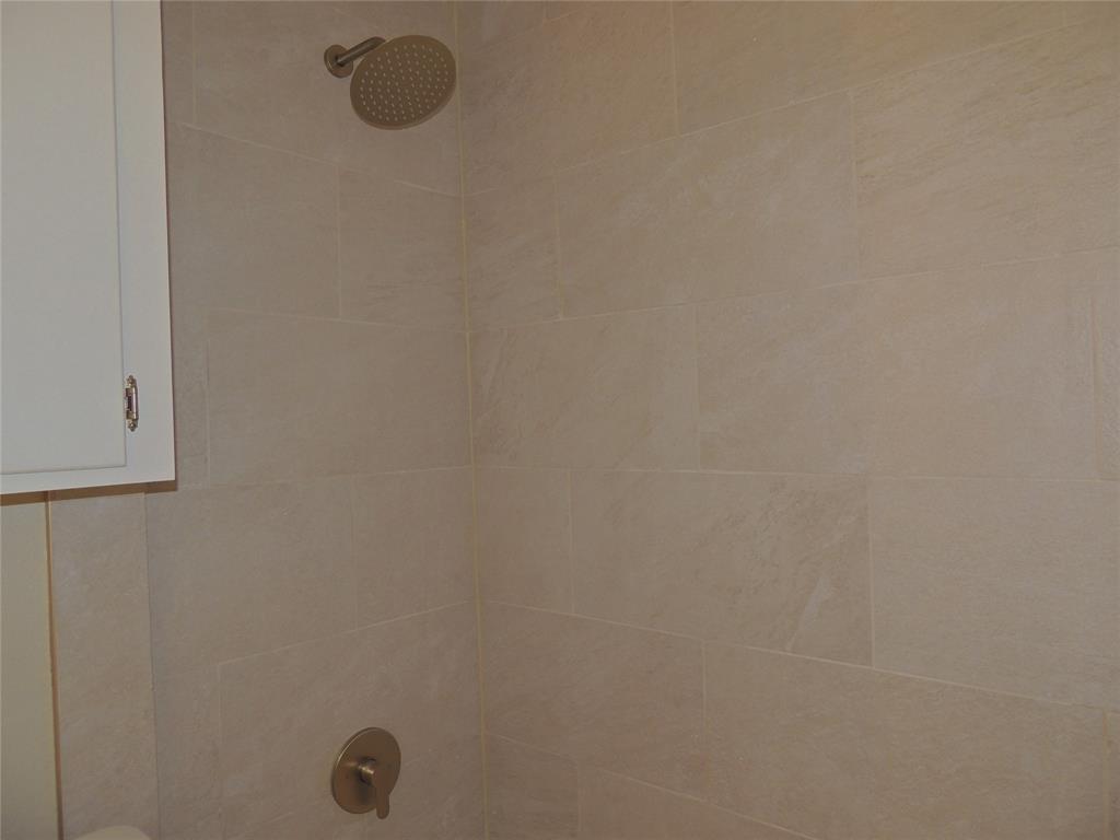 La Tierra Sub - Residential