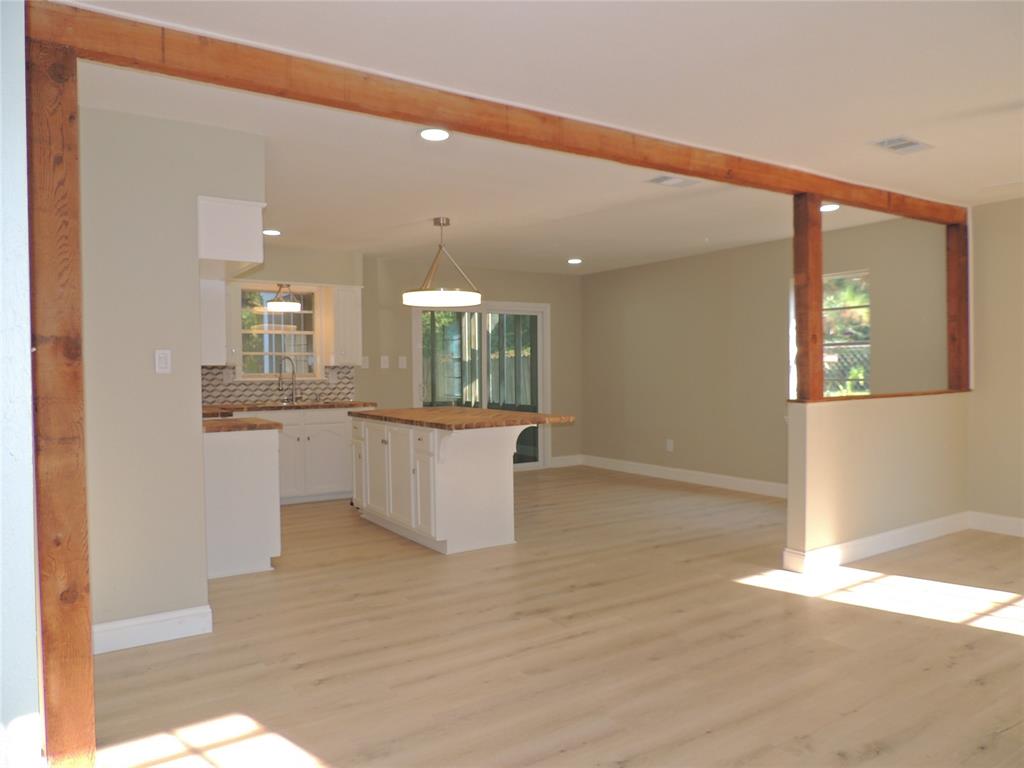 La Tierra Sub - Residential