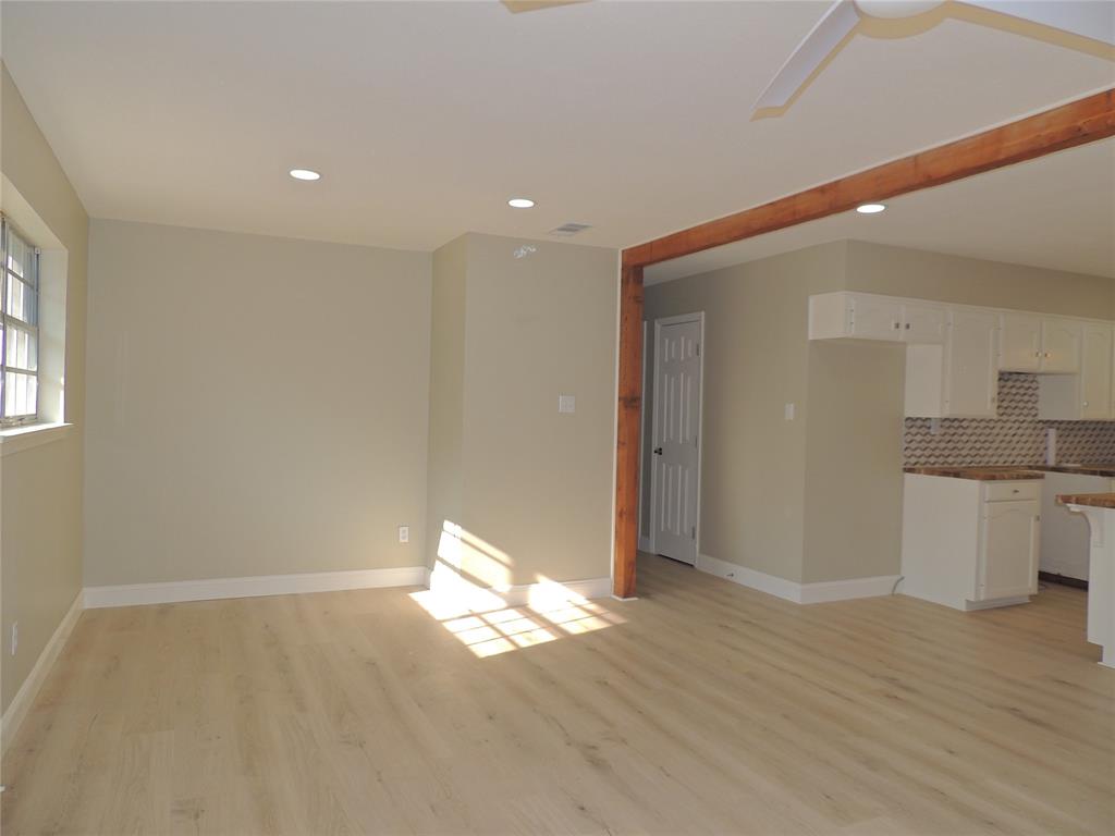 La Tierra Sub - Residential