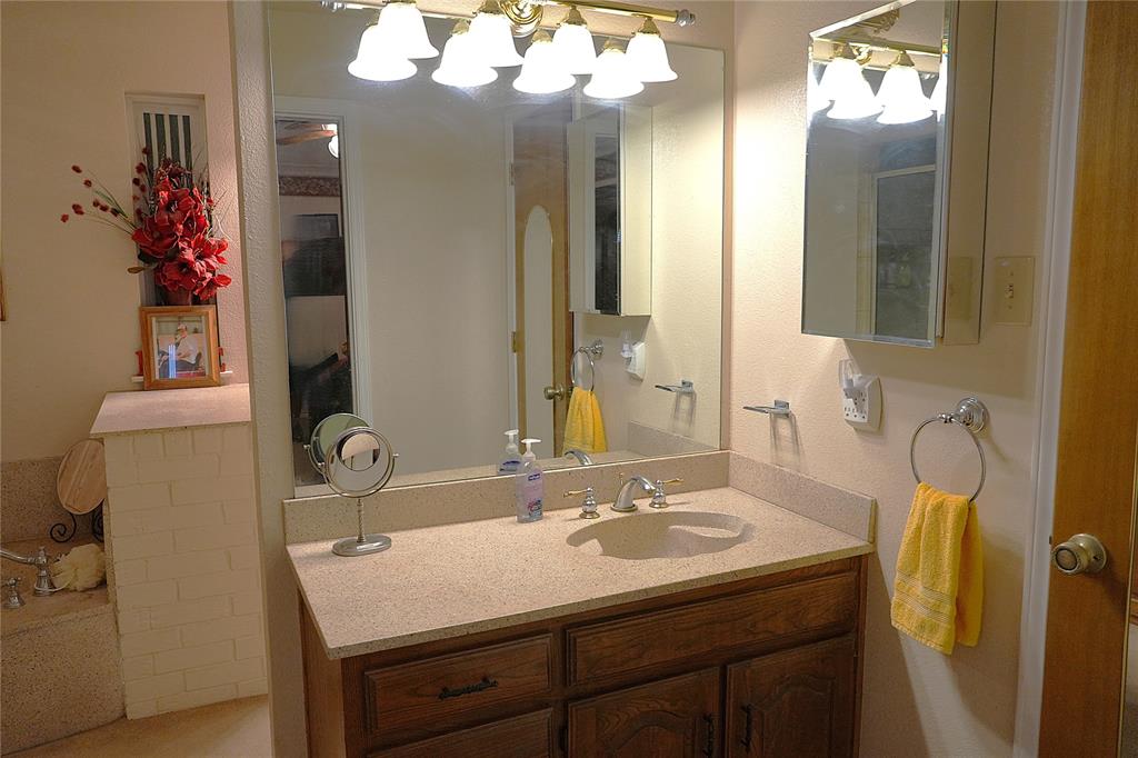 Turf Club Estates Add - Residential