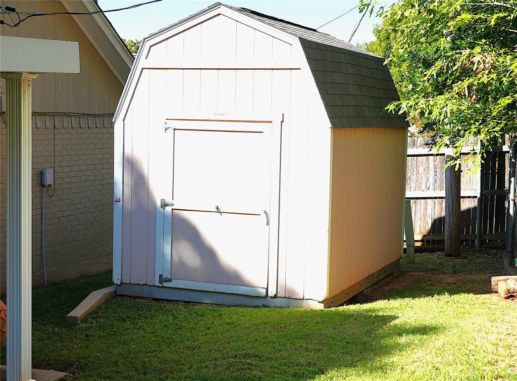 Turf Club Estates Add - Residential