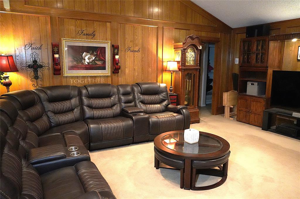 Turf Club Estates Add - Residential