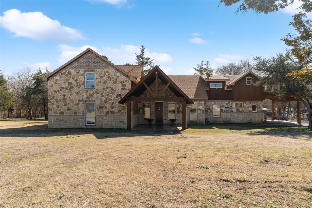 136 Oak Creek Drive