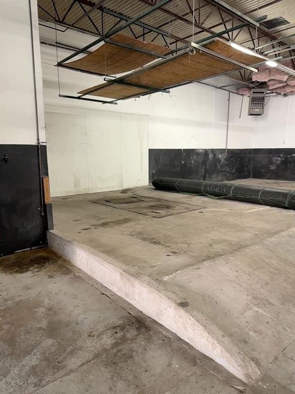 GARVON-DALLAS 3 - Commercial Lease