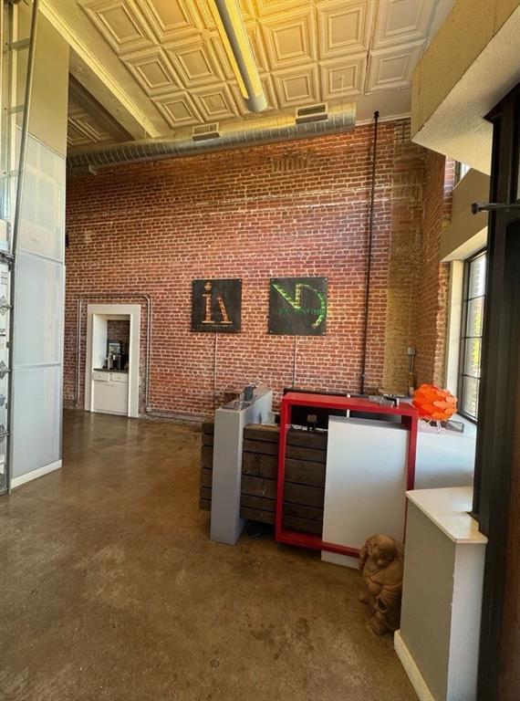 WILLIAMS & NEFF SUB. - Commercial Lease