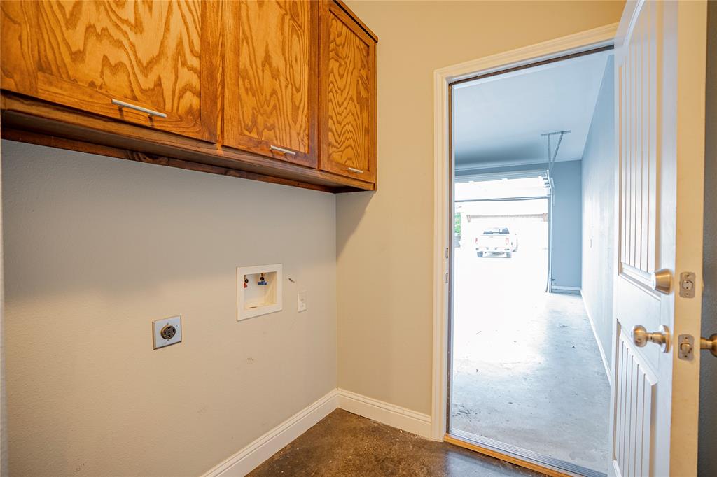 Chamberlain Arlington Heights 1st - Residential Lease