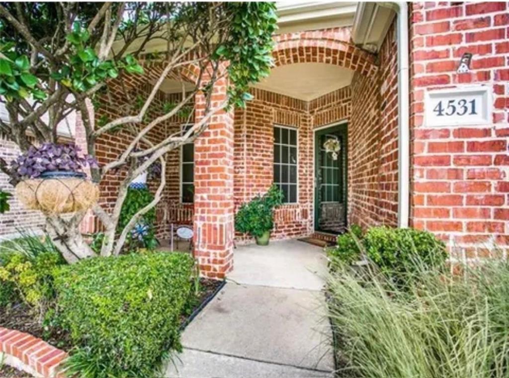 4531 Aspen Glen Road