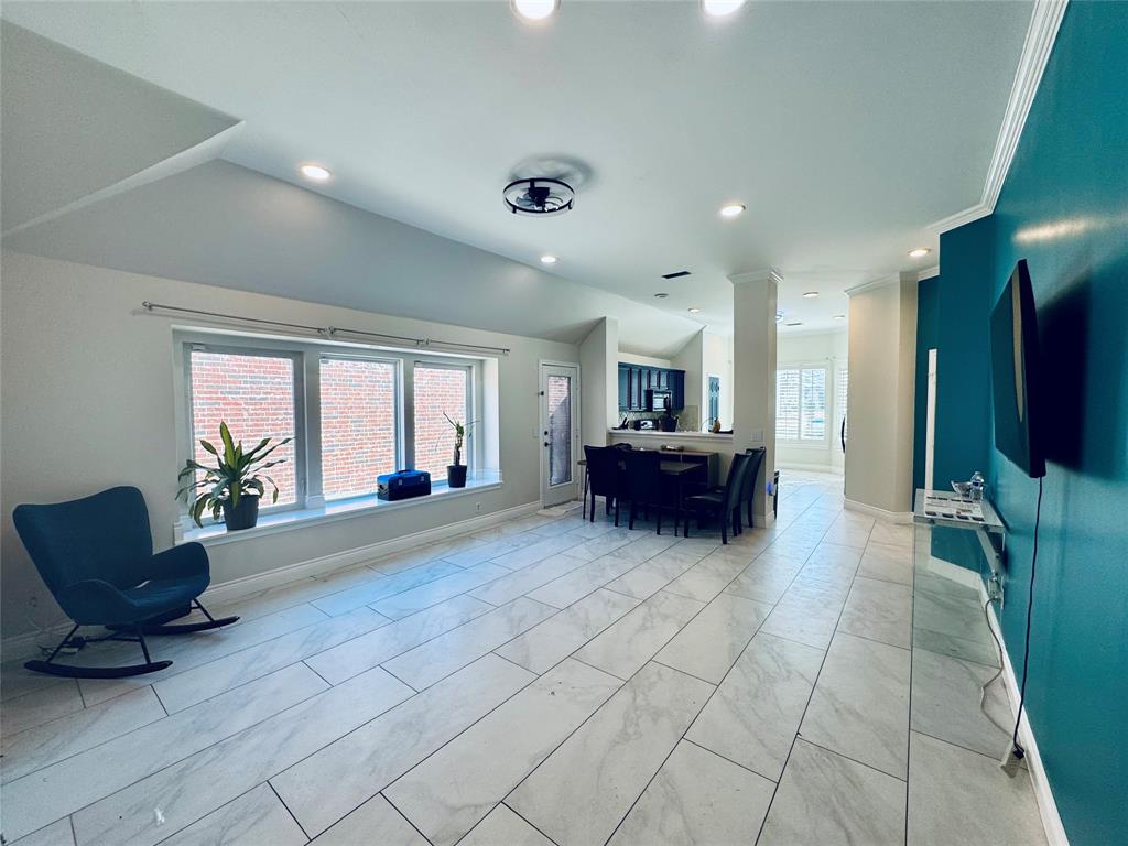 4531 Aspen Glen Road