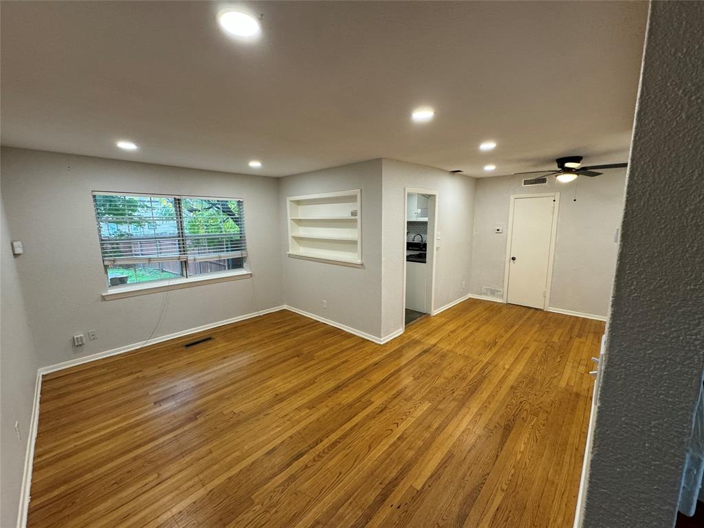 Lovers Lane Village - Residential Lease