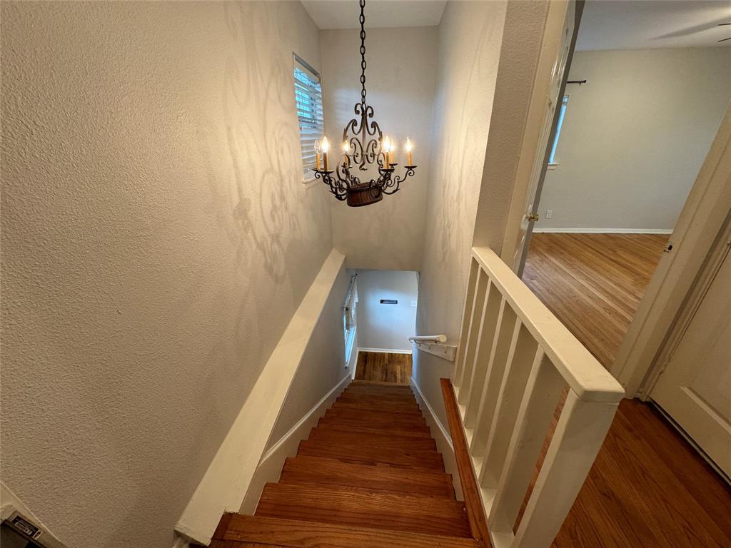 Lovers Lane Village - Residential Lease