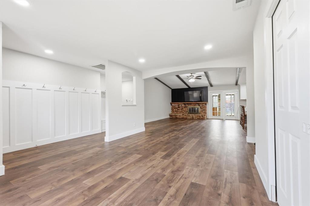 White Rock Village 02 - Residential