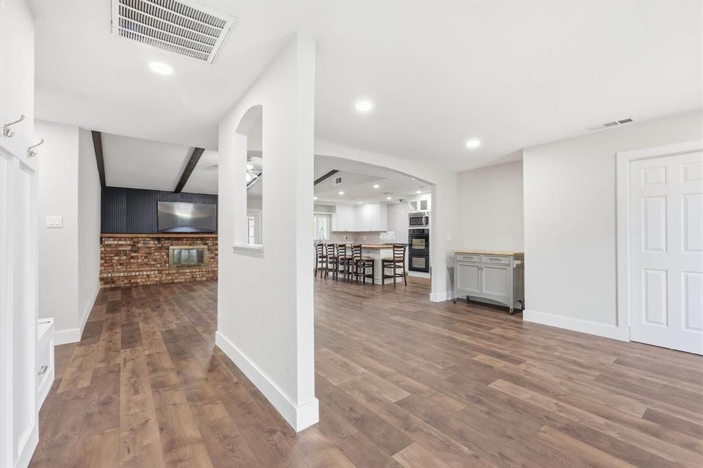 White Rock Village 02 - Residential