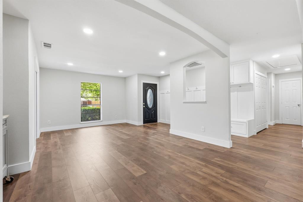 White Rock Village 02 - Residential