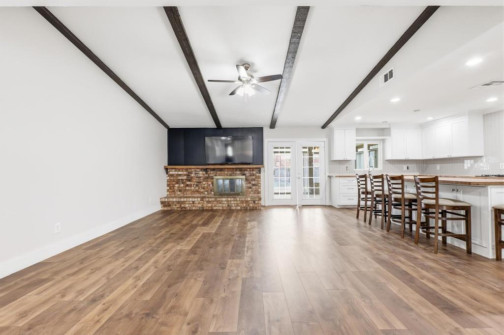 White Rock Village 02 - Residential