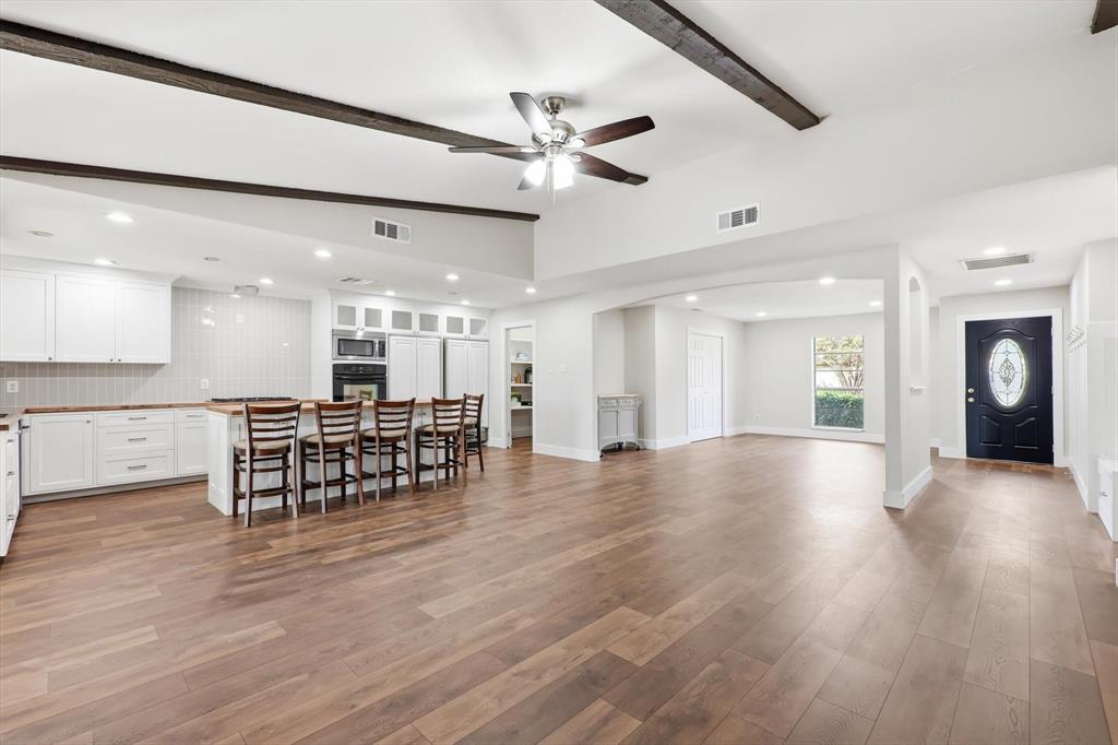 White Rock Village 02 - Residential